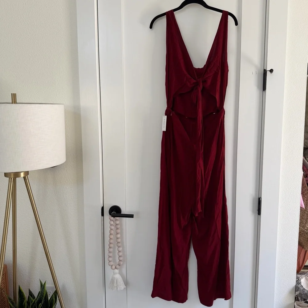 NWT / Vetta Capsule Two Piece Apron Jumpsuit in Burgundy - Picture 2 of 8